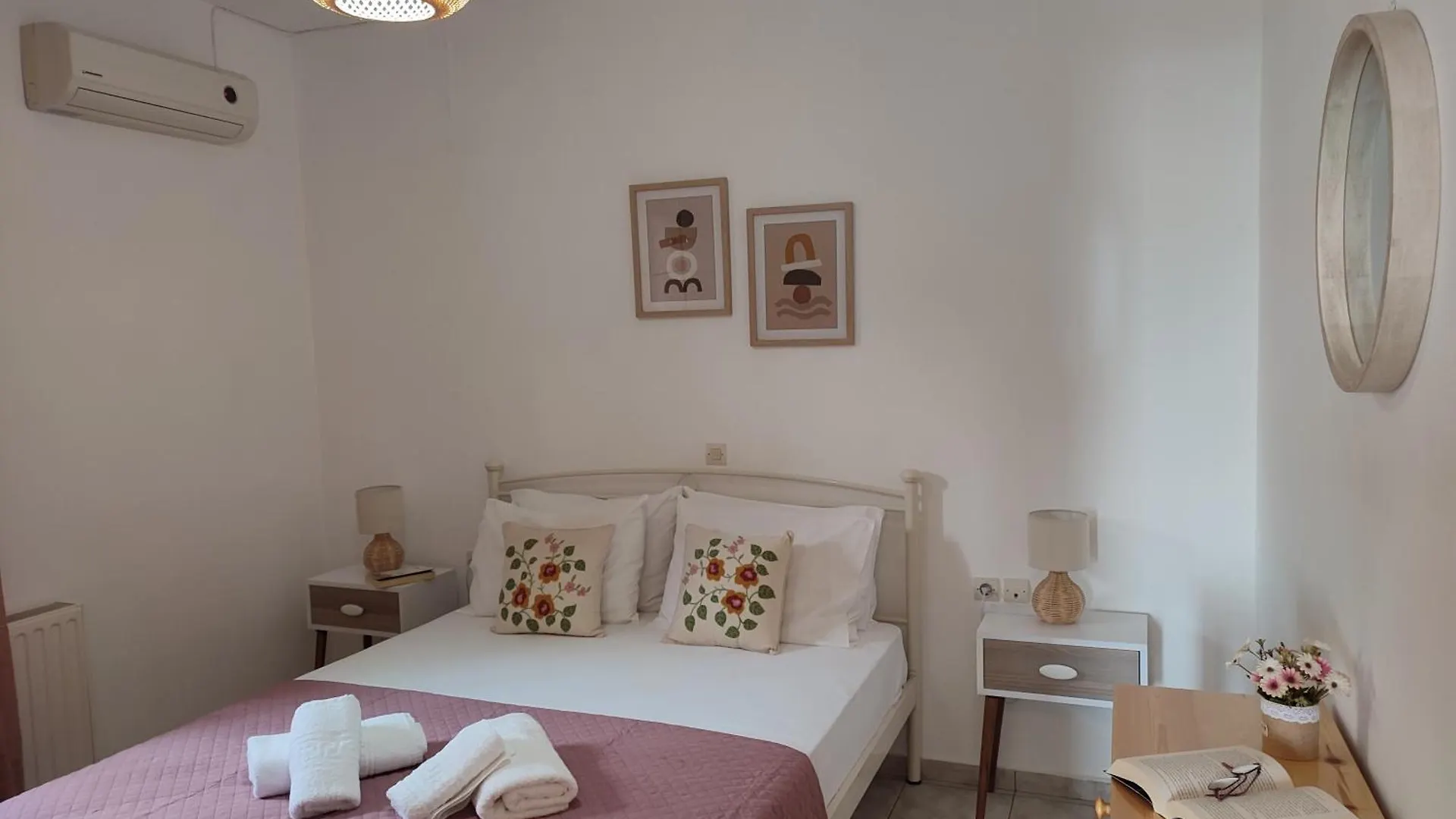 Dimitra\'S Homey Apartment contacts