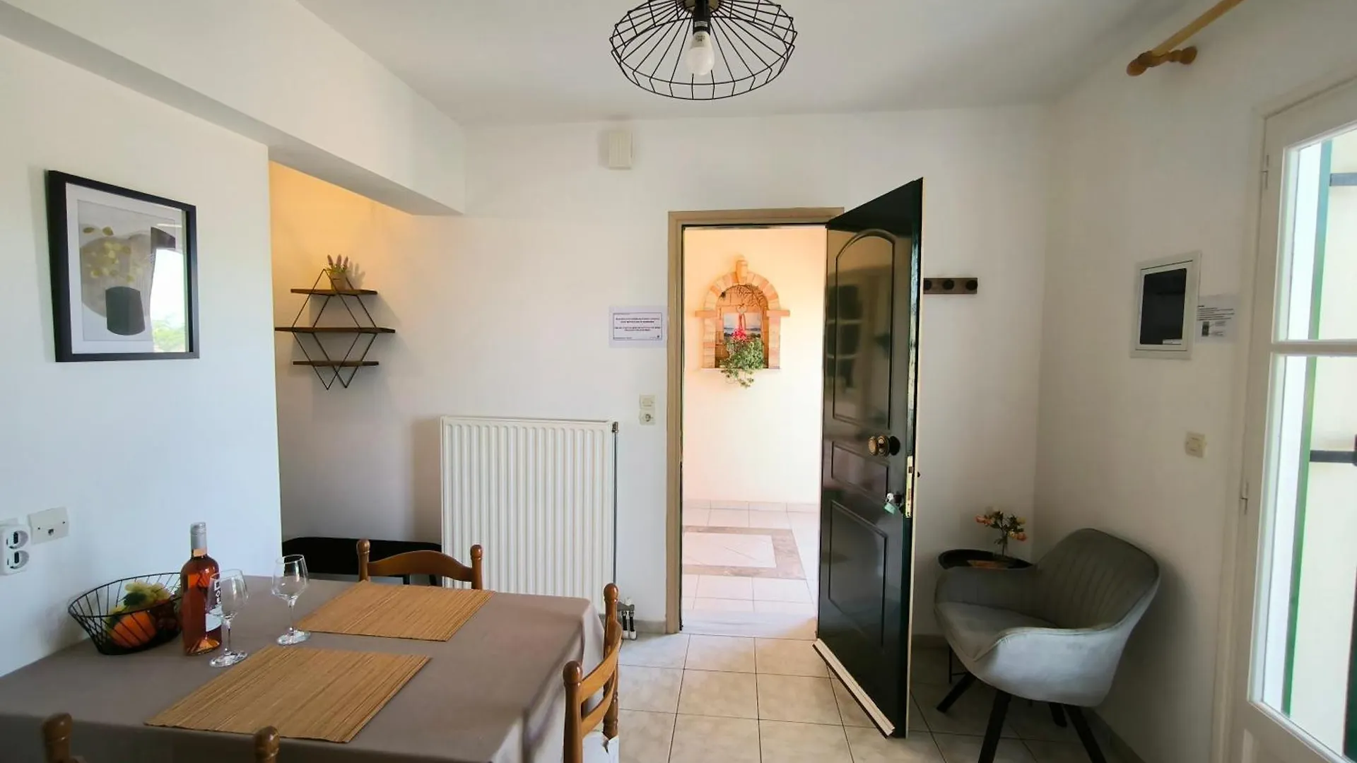 Dimitra'S Homey Apartment Dilinata